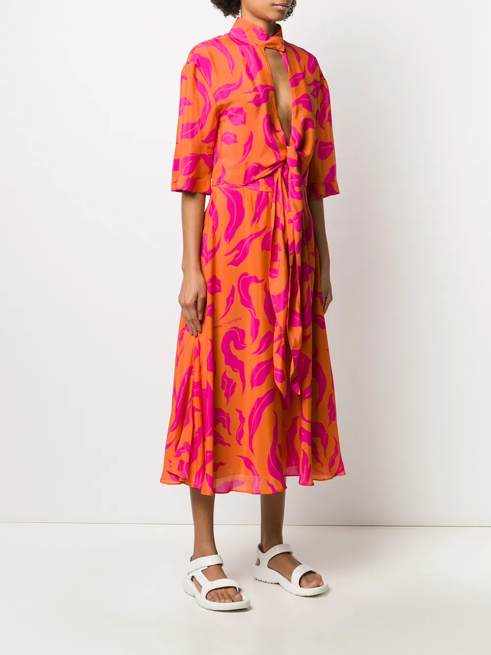 Off White Leaf Print Plung Dress