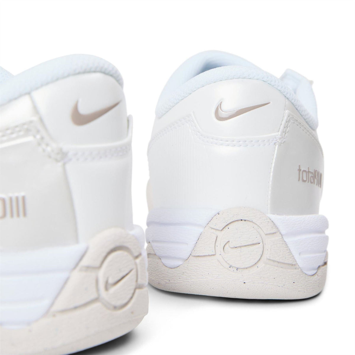 Nike Mens Low Top Trainers