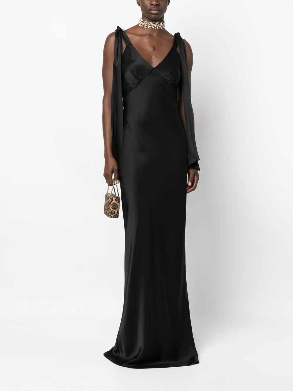 Vpm Atelier Satin Finish V Neck Gown