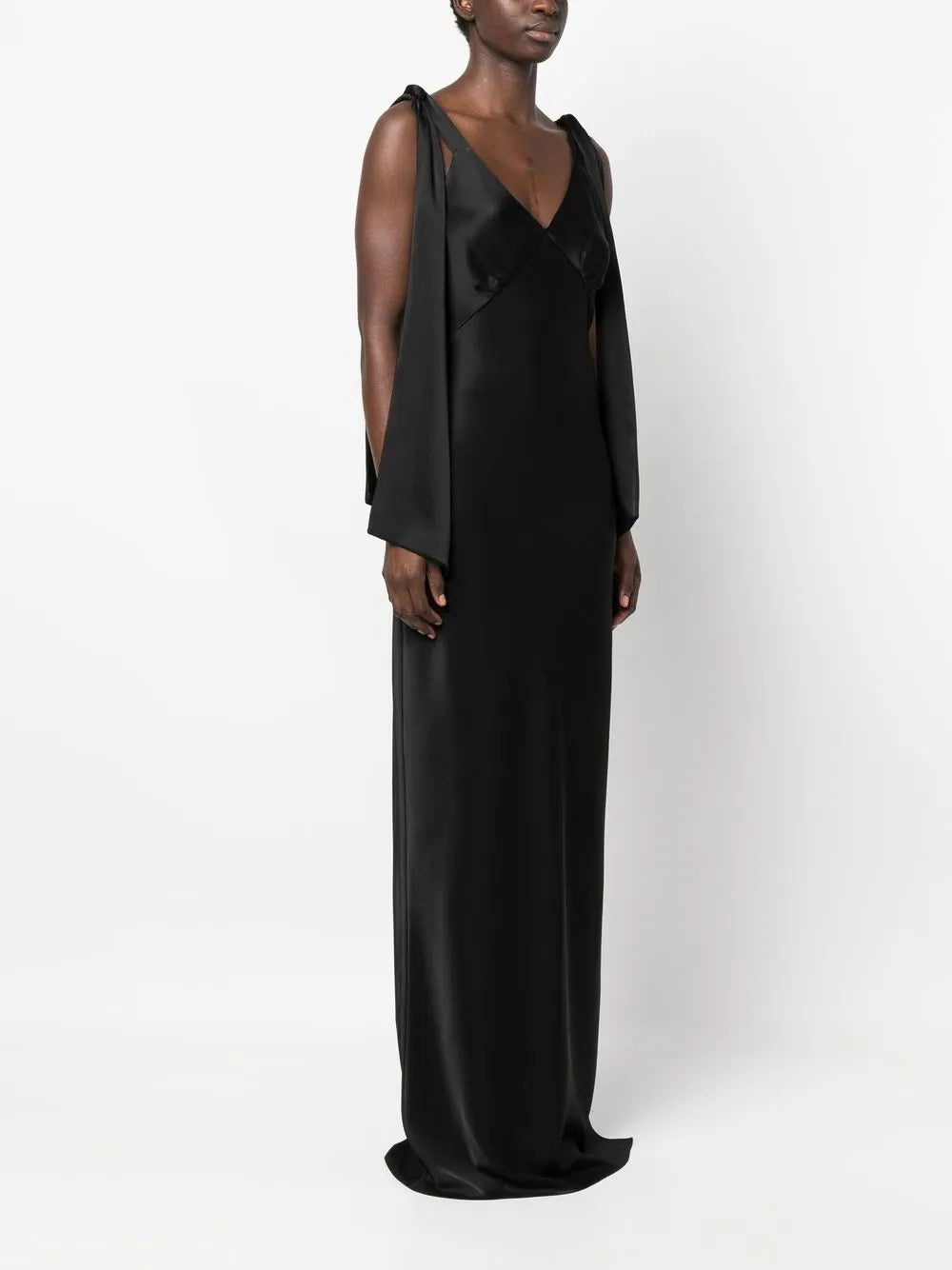 Vpm Atelier Satin Finish V Neck Gown