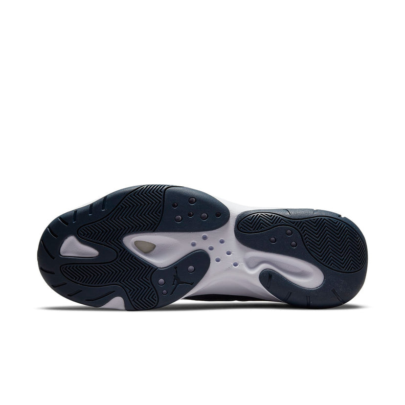 Air Jordan 11 CMFT Low