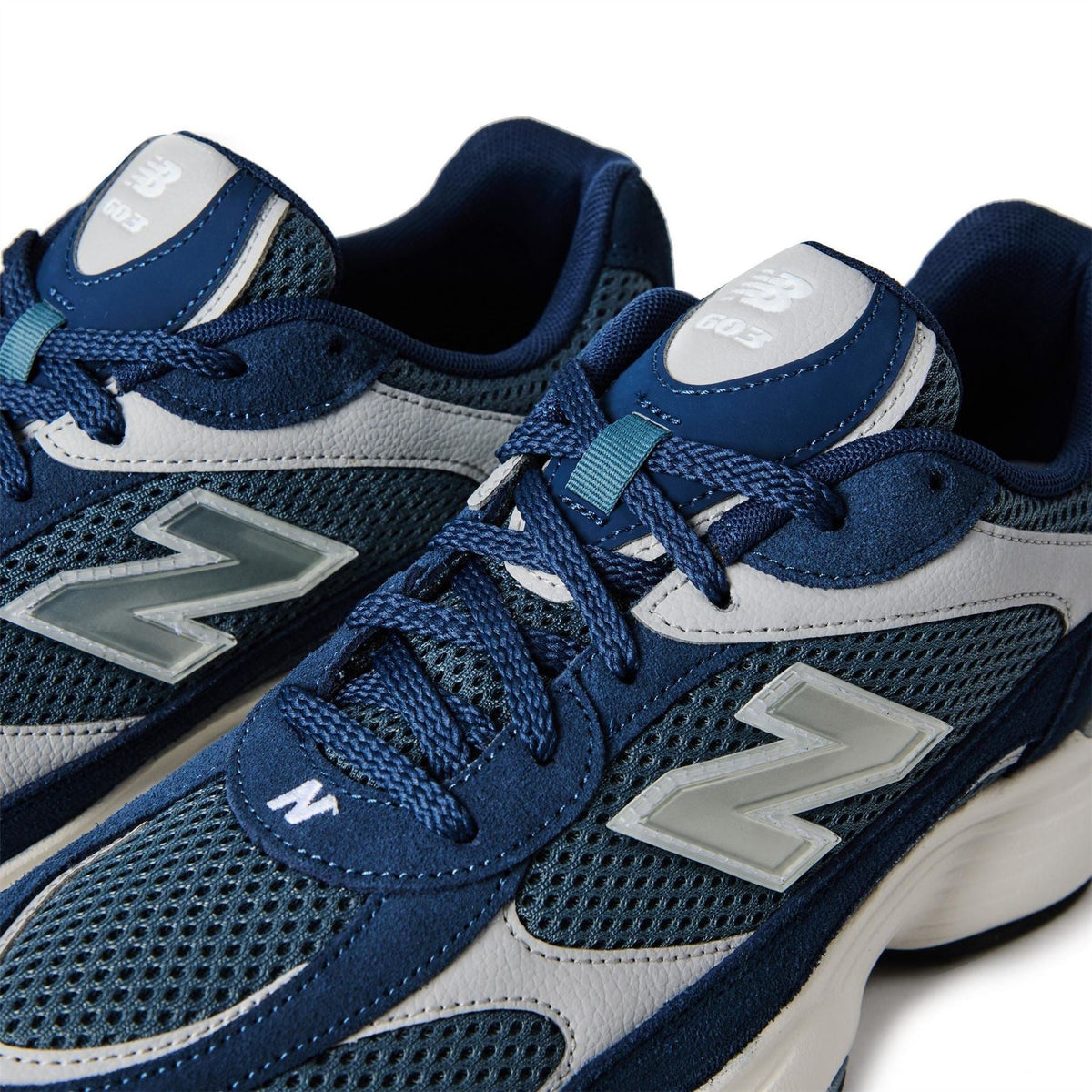 New Balance 603 Textured Lace-Up Sneakers