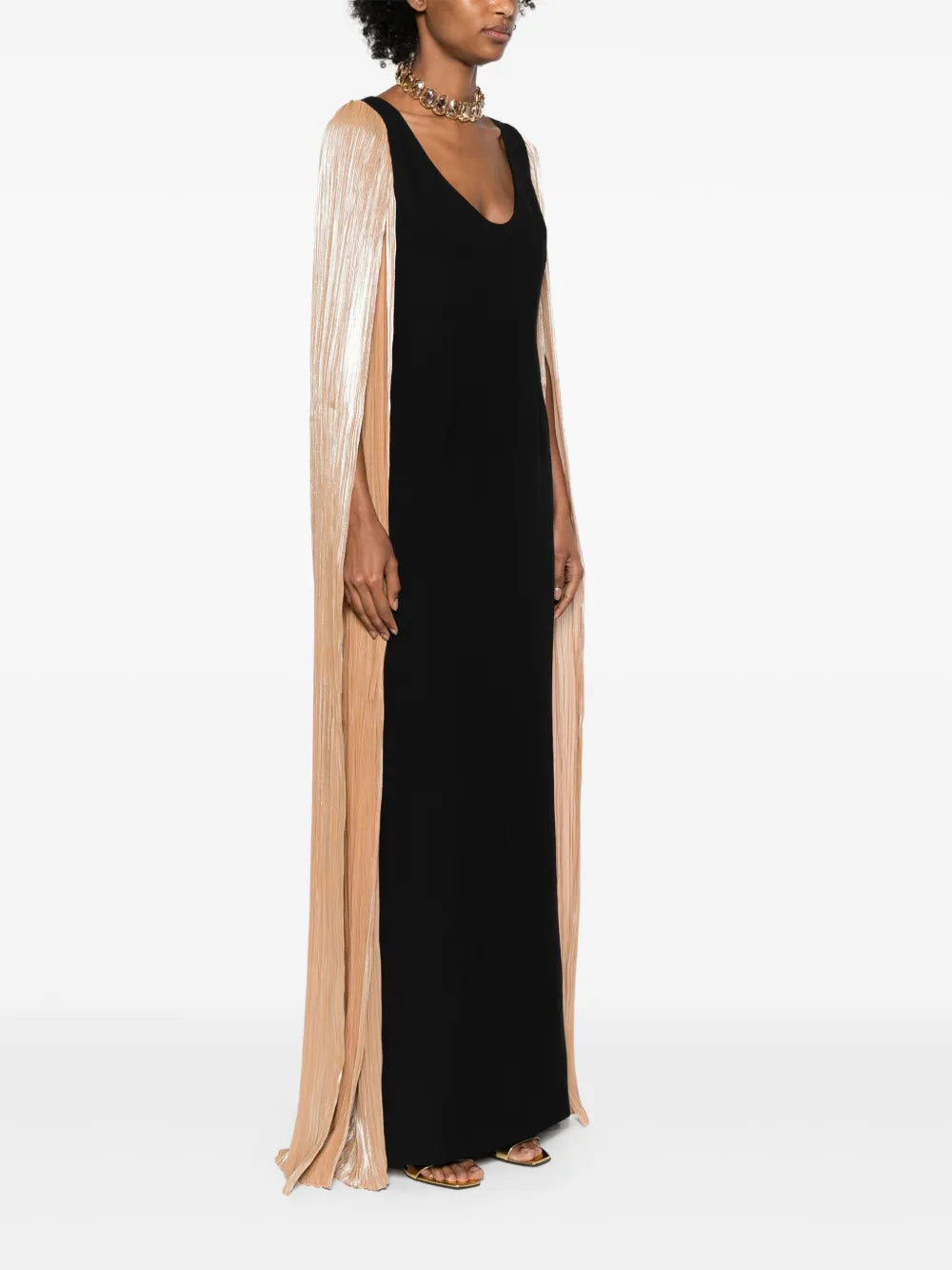 Vpm Atelier Charlotte Cape Insert Gown