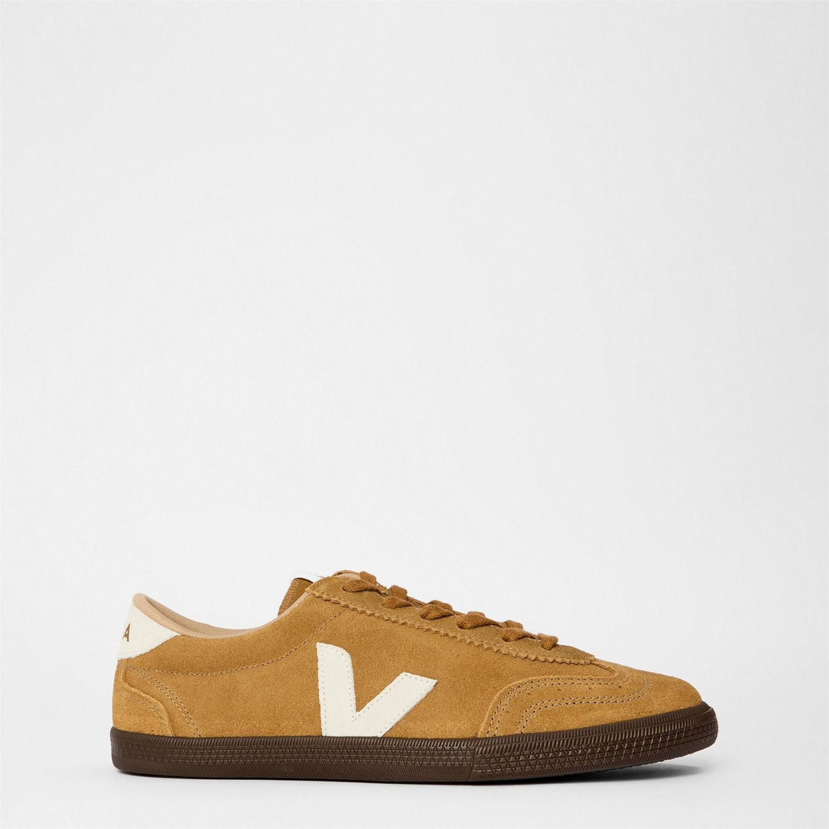 VEJA Volley Trainers
