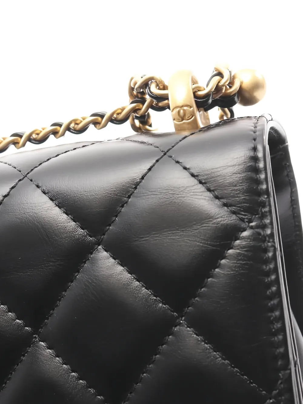 Chanel Pre Owned 2021S Diamond Quilted Lambskin Shoulder Bag