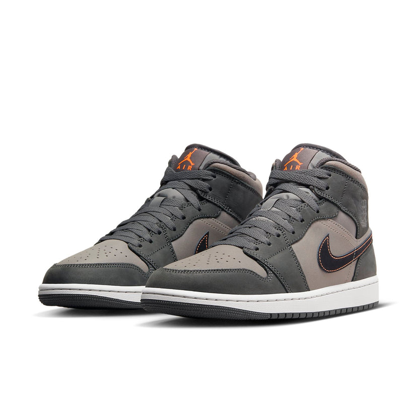 Air Jordan 1 Mid SE