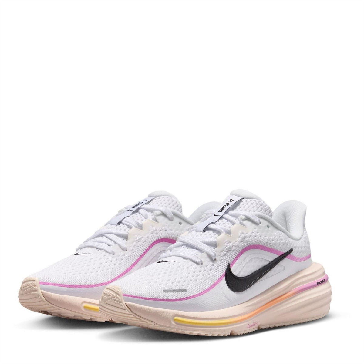 Nike Winflo 12 Low Top Lace-Up Sneakers