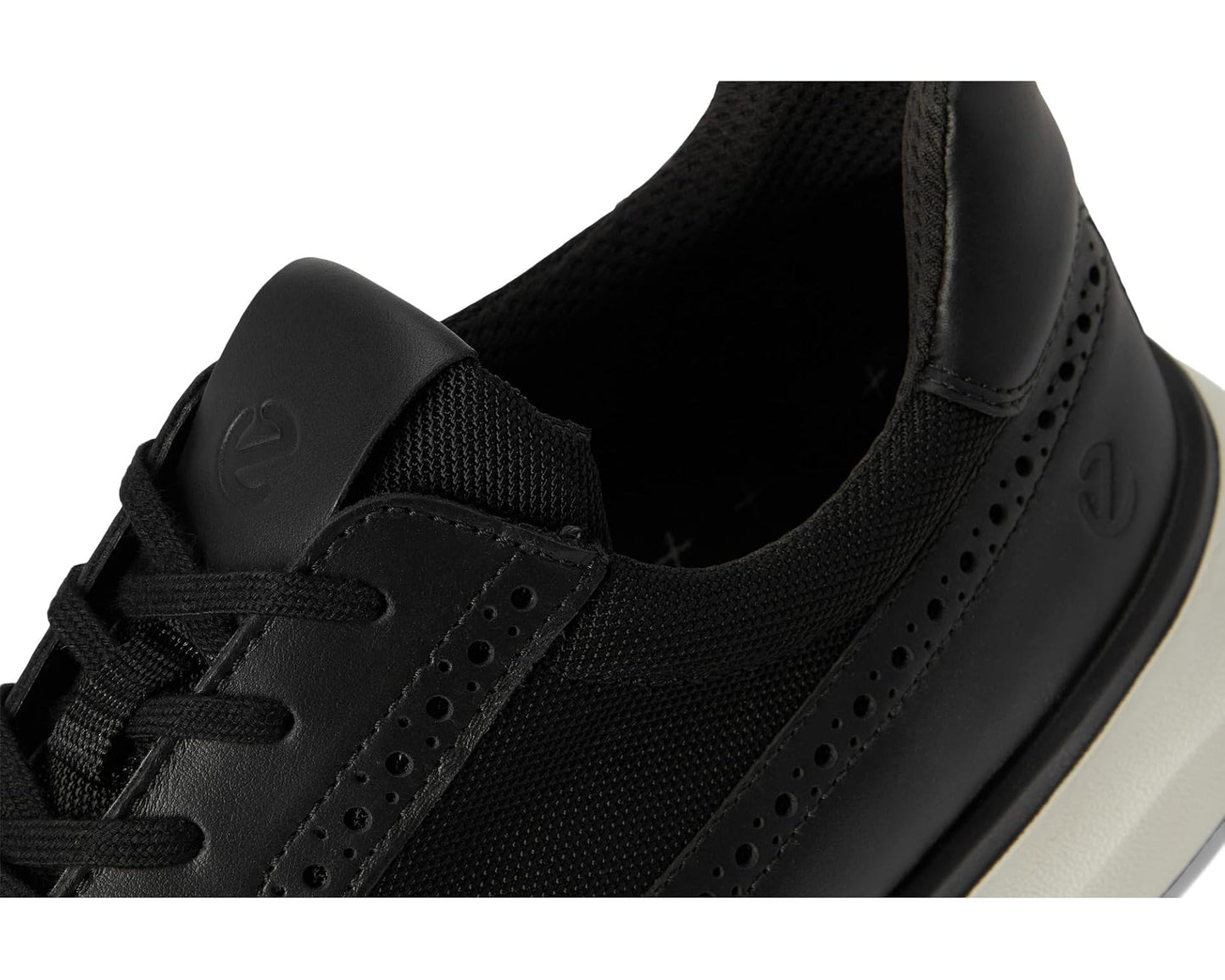 Men's ECCO Biom 2.2 Brogue Sneakers Black/Black
