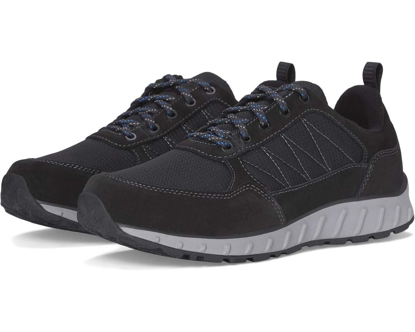 Men's L.L.Bean Snow Sneaker 5 Low Water Resistant Insulated Lace-Up Black/Black
