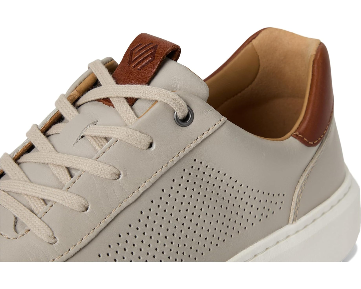 Men's Johnston & Murphy Anders Perfed U-Throat Beige