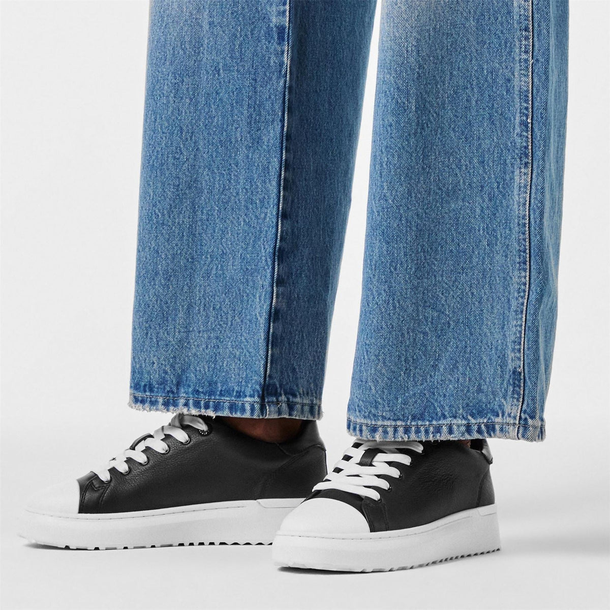 Mallet Womens Low Top Trainers