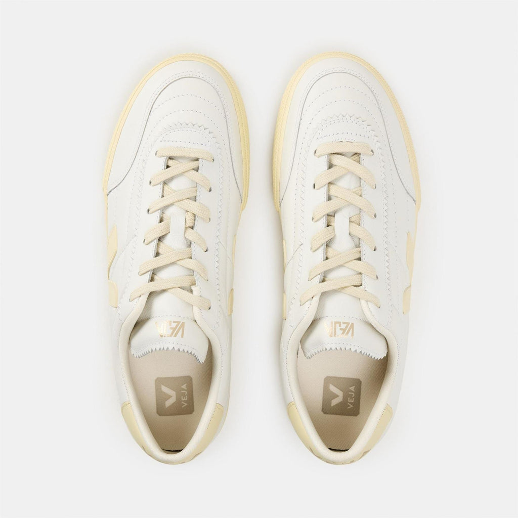 VEJA Womens Pnnka Leather Court Trainers