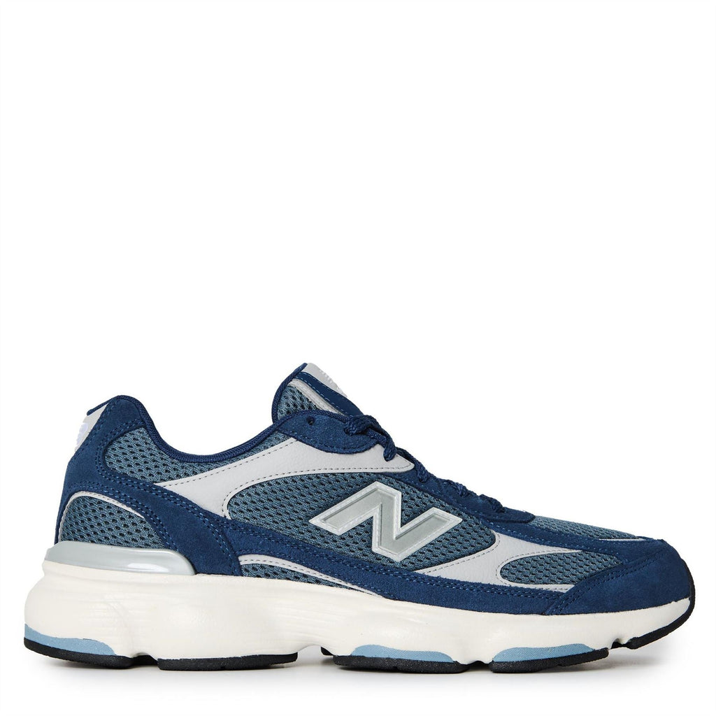 New Balance 603 Textured Lace-Up Sneakers