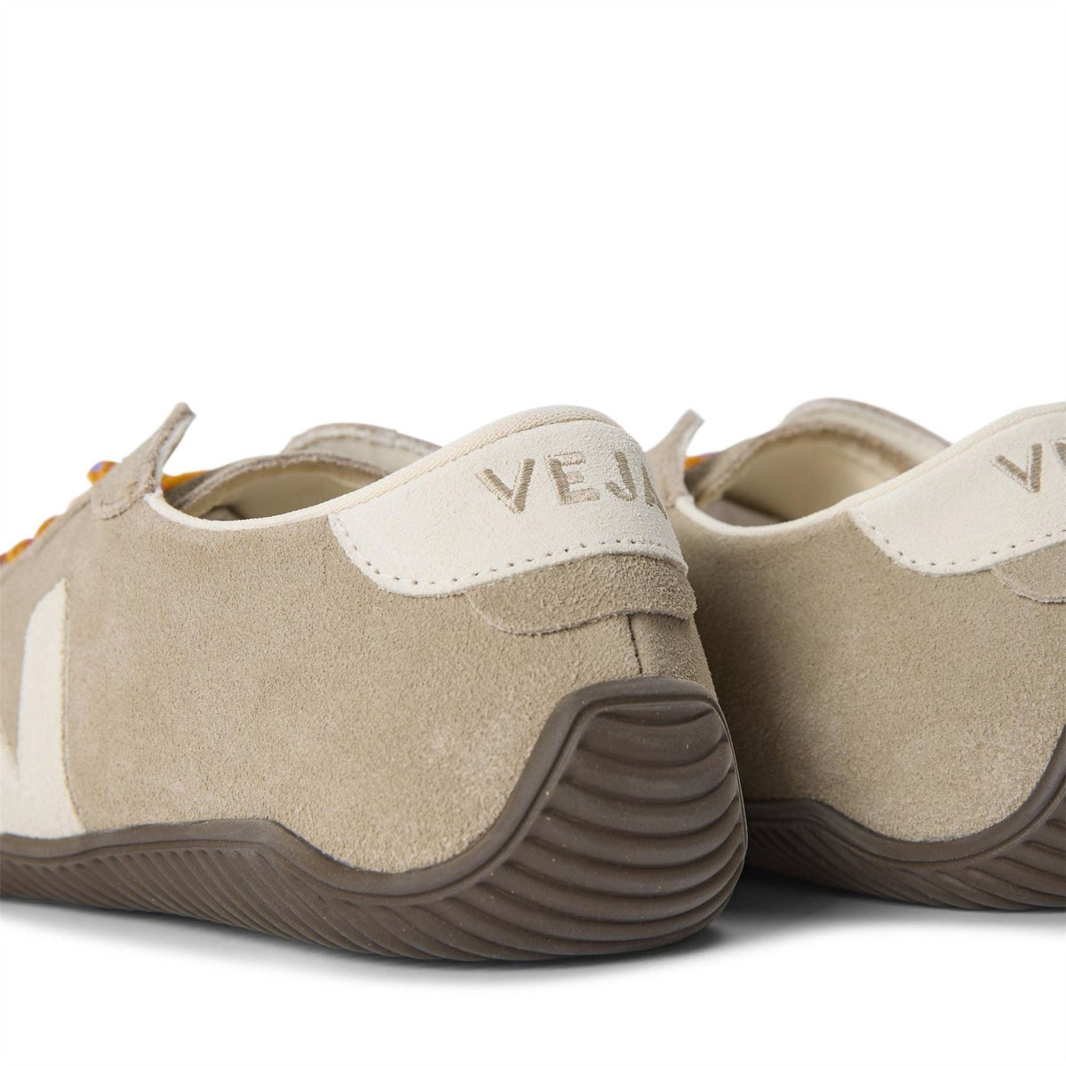VEJA Womens Jitsu Low Top Trainers