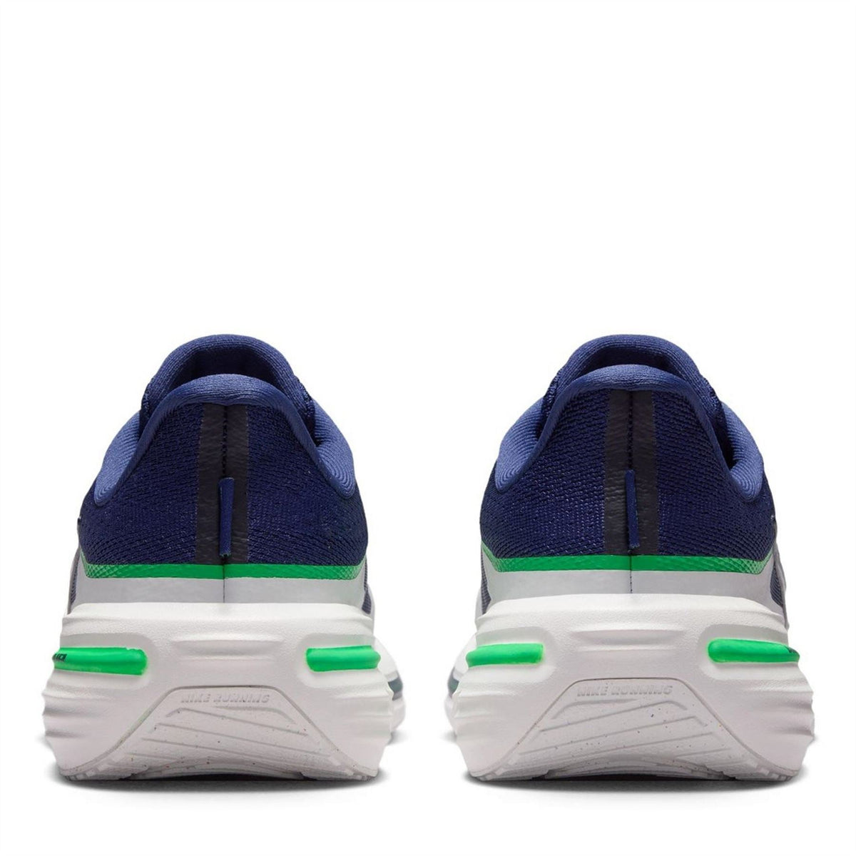 Nike Winflo 12 Low Top Lace-Up Sneakers
