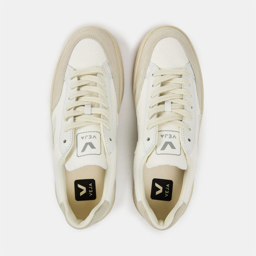 VEJA Womens Court Trainers