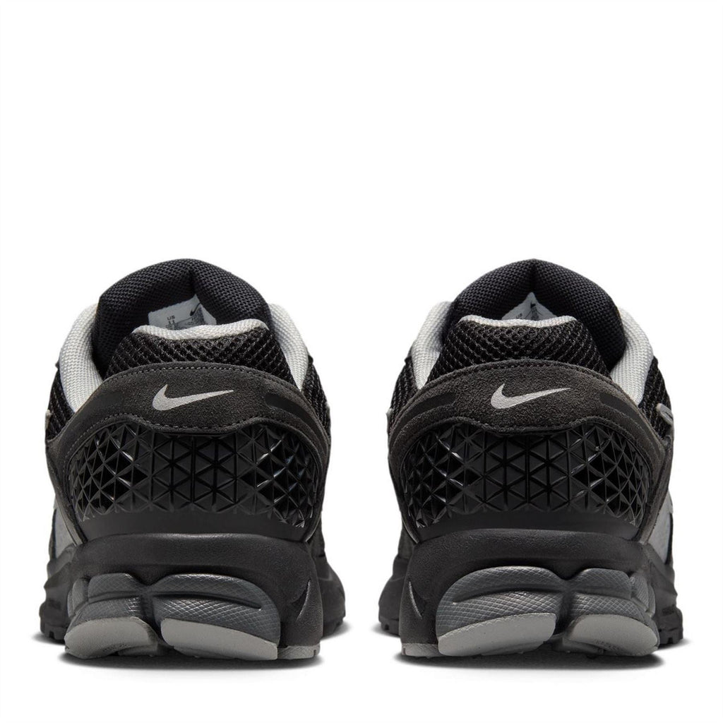 Nike Zoom Vomero 5 Trainers
